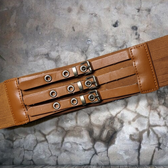 Brown Stretch Belt 3 Buckles in Front Velcro Closure in Back Silver S/M - Picture 2 of 10